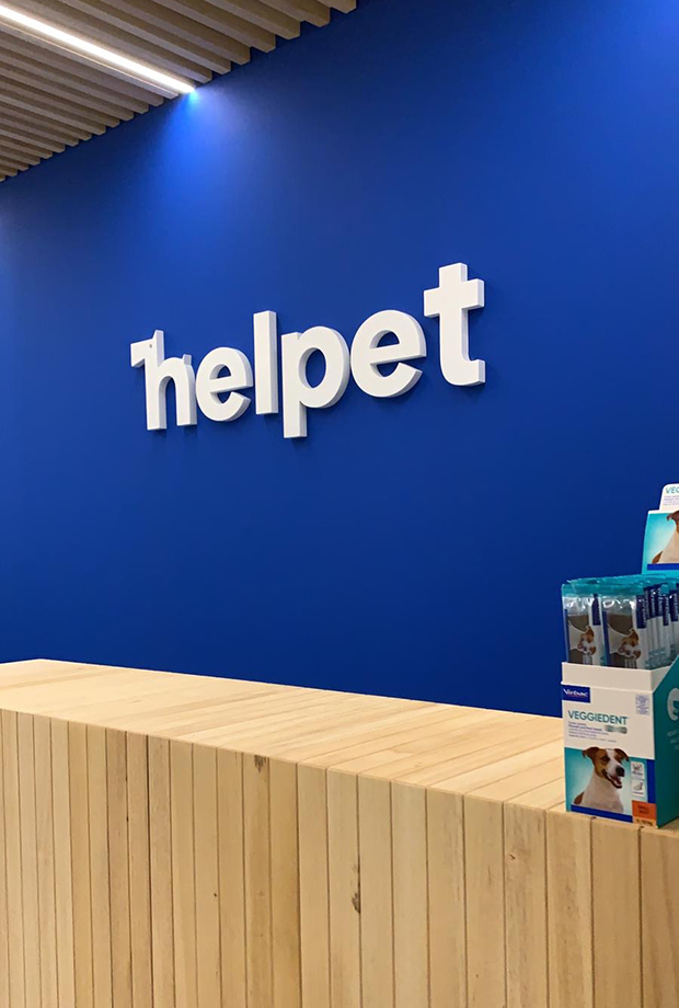 Helpet